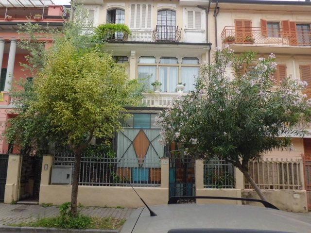 Hotel Villa Morgana Viareggio Bagian luar foto