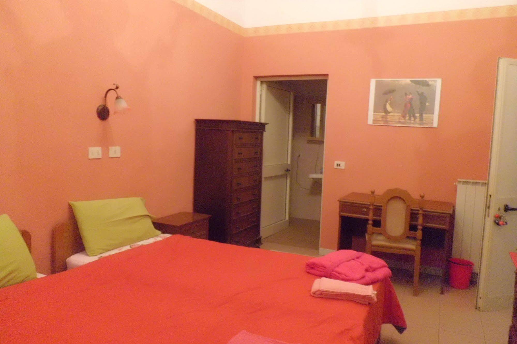 Hotel Villa Morgana Viareggio Bagian luar foto